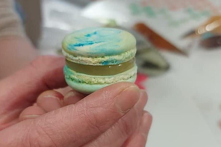 Fun Macaron Class for Families in Paris — photo 8