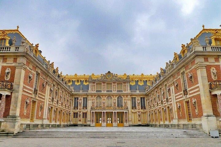 Transfers between Paris and Paris Airports/Disneyland/Versailles — photo 10