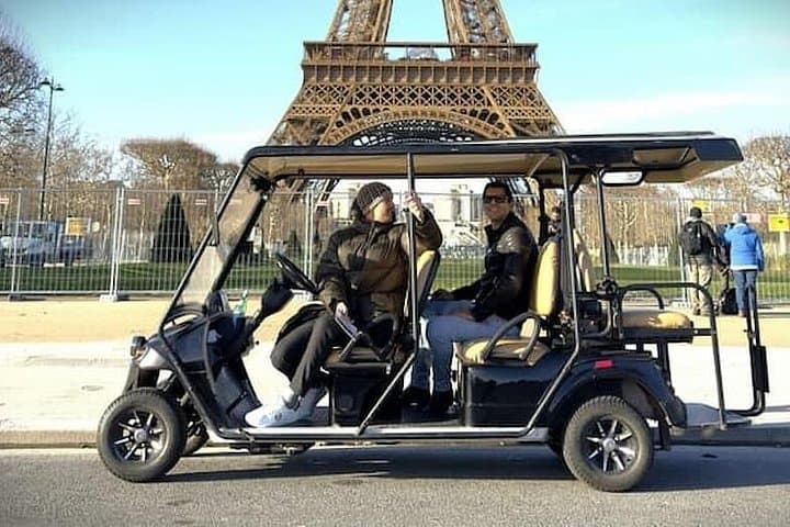 Paris Christmas Lights Tour by Golf Cart: Magical Experience — photo 5