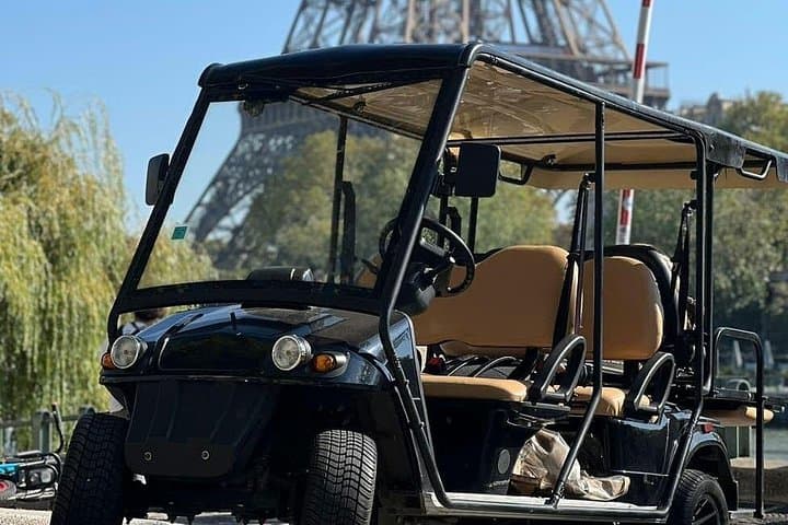 Paris Christmas Lights Tour by Golf Cart: Magical Experience — photo 7
