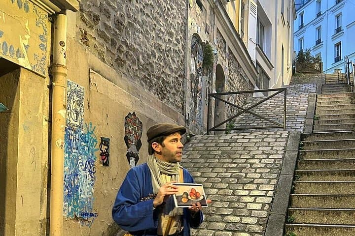 Unique Montmartre 19th century tour: a travel in time w/ an actor — photo 7