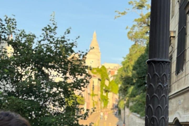 Unique Montmartre 19th century tour: a travel in time w/ an actor — photo 14