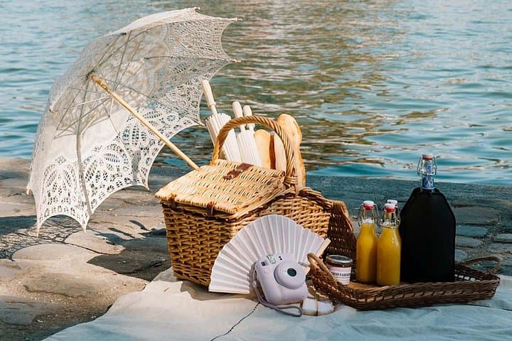 Parisian Romantic Picnic — photo 2