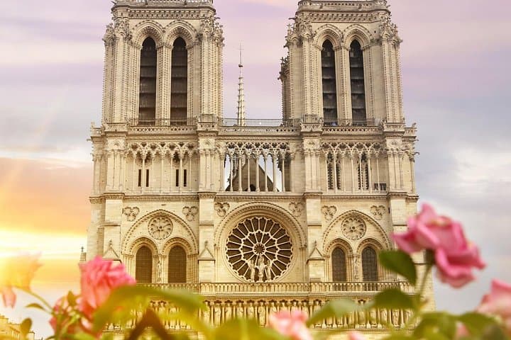 Paris Scavenger Hunt & Highlights Self-Guided Walking Tour — photo 2