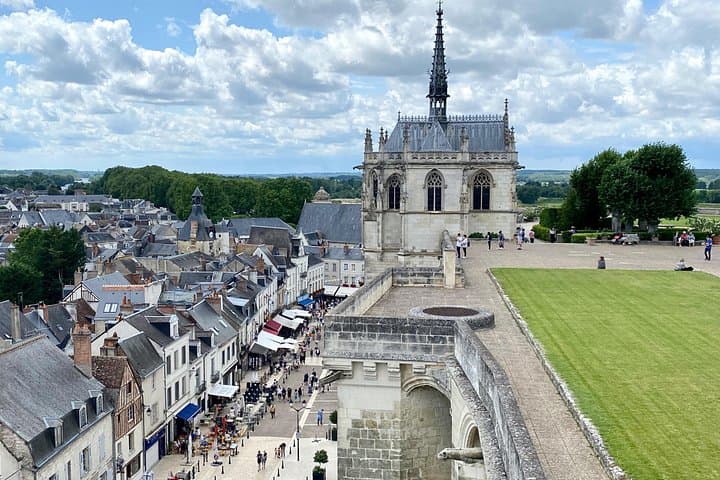Loire Valley Castles Chenonceau Amboise & Da Vinci Small Group — photo 4