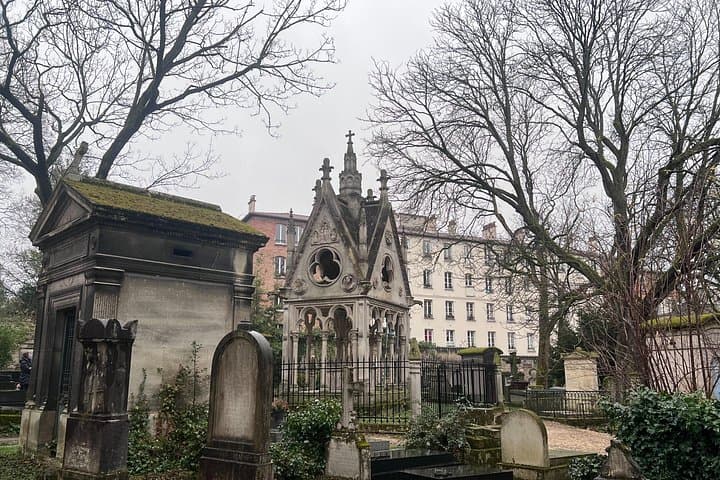 Paris: Père Lachaise Cemetery Guided Walking Tour — photo 12