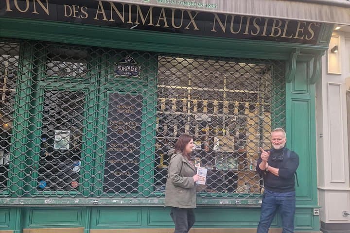 Paris Darkest Tales A Night of Secrets and Legendary Bar Tour — photo 19