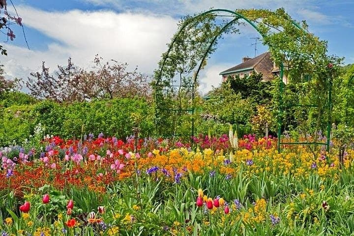 Giverny Half-Day Trip from Paris with Private Driver — photo 2