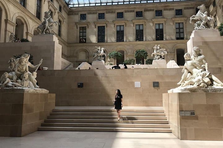A Private Curated Journey Through the Louvre — photo 4