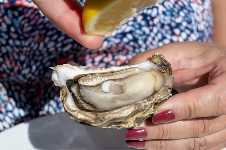 Eating Paris: Montmartre Food Tour & French Wine Experience — photo 2