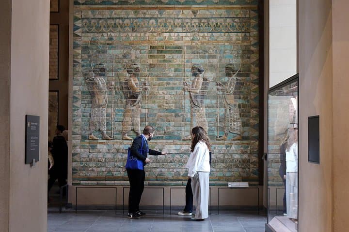 Louvre Private Tour – The Essentials and More with Expert Guide — photo 8