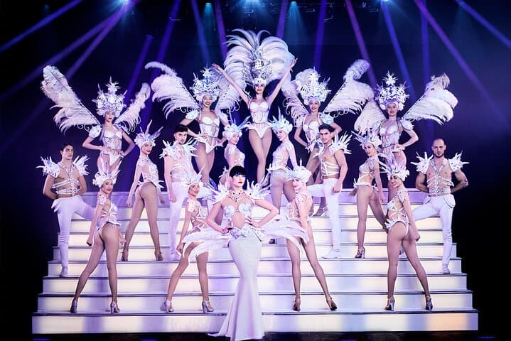 Paris Paradis Latin Cabaret Show with Champagne — photo 20