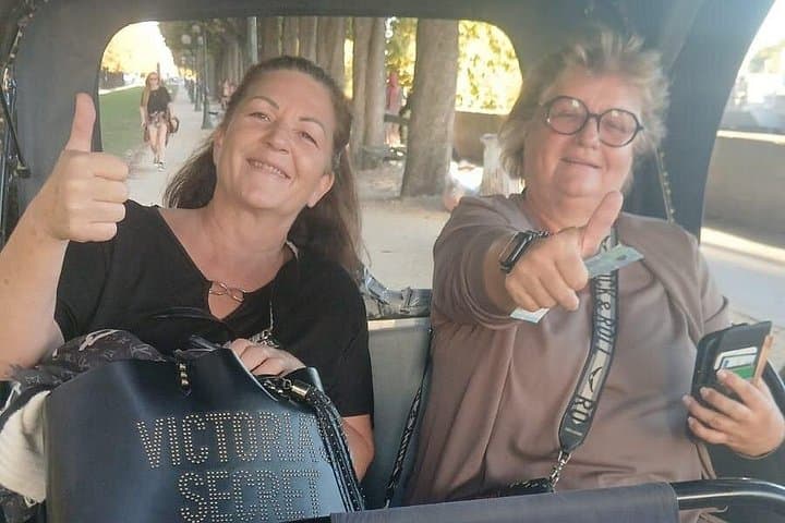 Sightseeing tour of most iconic parisian monuments (rickshaw) — photo 17