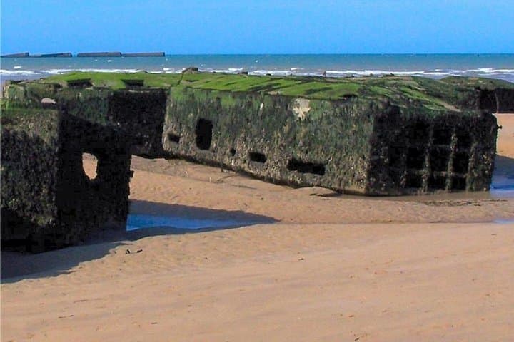 Paris: Normandy D-Day Landing Beaches Private Tour with Champagne — photo 11