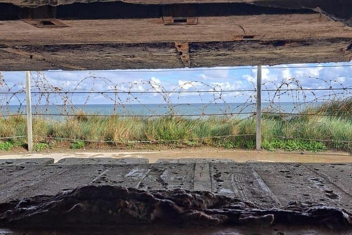 Paris: Normandy D-Day Landing Beaches Private Tour with Champagne — photo 6