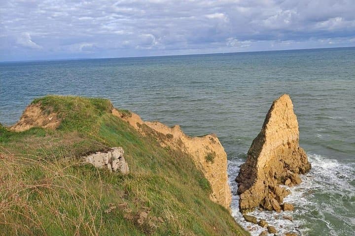 Paris: Normandy D-Day Landing Beaches Private Tour with Champagne — photo 12