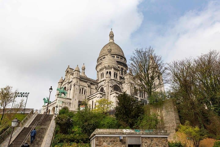 Sacre-Coeur and Montmarte Exclusive Private Guided Tour — photo 3