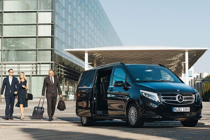 Paris Private Airport Transfers - Comfort Cars — photo 1