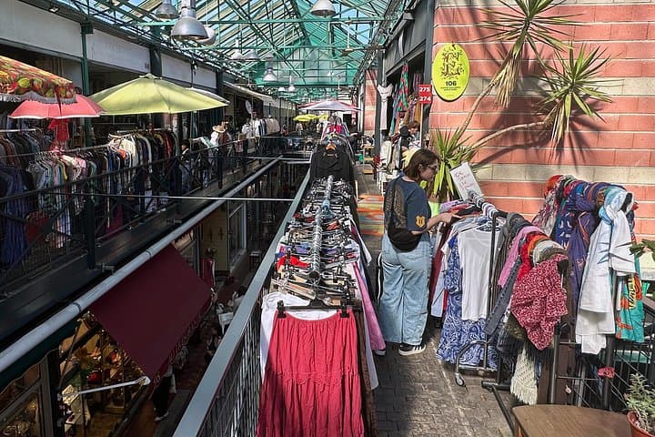 Paris Flea Market Private Tour Saint Ouen Antiques with Pickup — photo 1