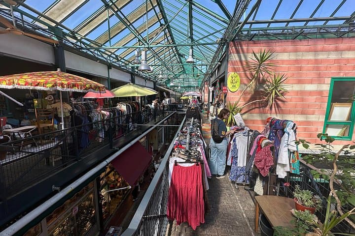 Paris Flea Market Private Tour Saint Ouen Antiques with Pickup — photo 7