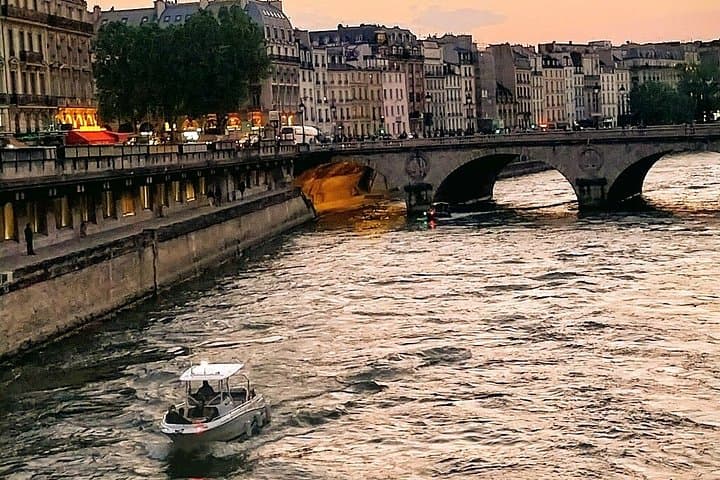 Paris Occupied World War Two History Walking tour — photo 2