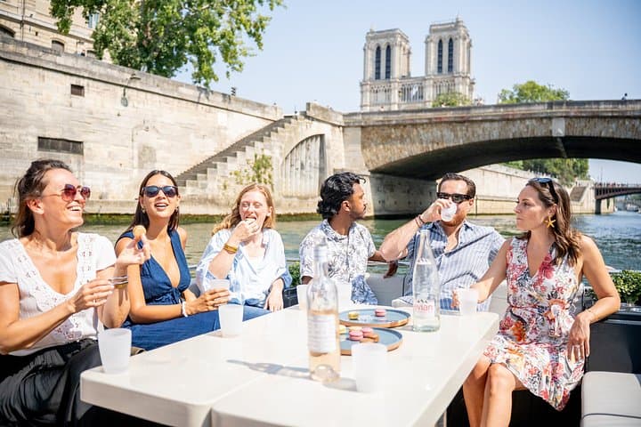 2-12 pax Private River Boat Tour in Paris with Rosé and Macarons — photo 5