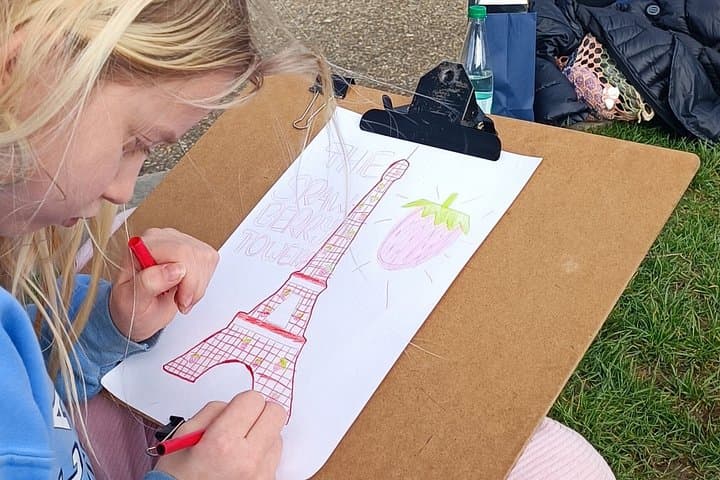 Eiffel Tower Drawing Workshop at the Eiffel Tower — photo 4