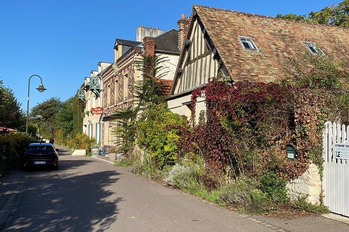 Giverny Monet’s Gardens & Old Mill - Small Group with Pick Up — photo 10