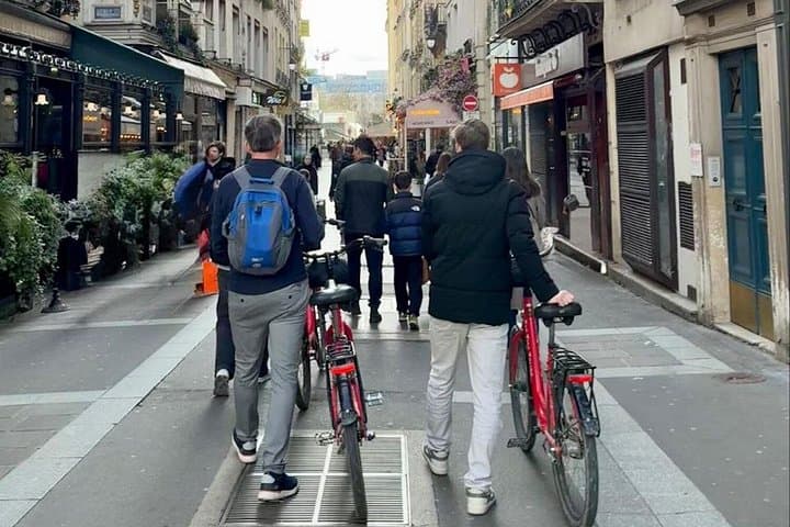 Paris: Bike or eBike Tour, Top Sights & Local Insights — photo 5