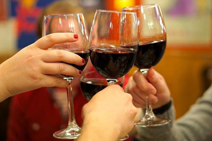 Paris Montmartre Food Tour: Local Wine, Cheese & Bakery Tastings — photo 8