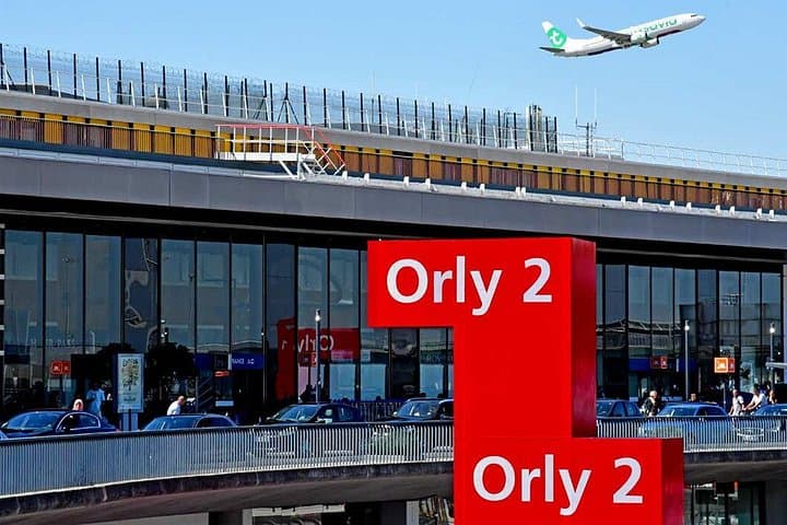 Private Airport Transfer Orly → CDG | Electric One-Way — photo 1