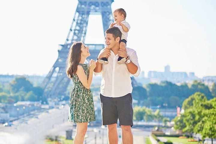 Paris: Eiffel Tower Photo Shoot — photo 10