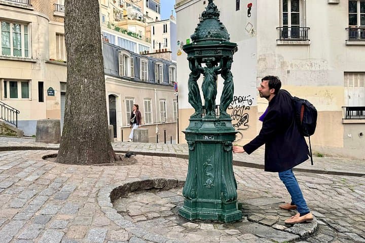 Montmartre Walking Tour: Explore Top Sights & Hidden Gems — photo 8