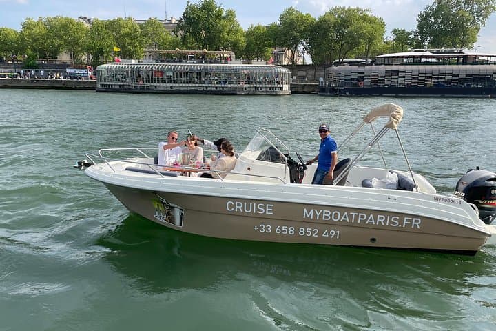 Private Seine River Cruise - Eiffel Tower Lights — photo 3