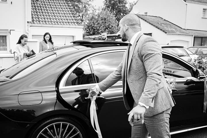 Paris Private Airport Transfer CDG or Orly with Meet and Greet — photo 7
