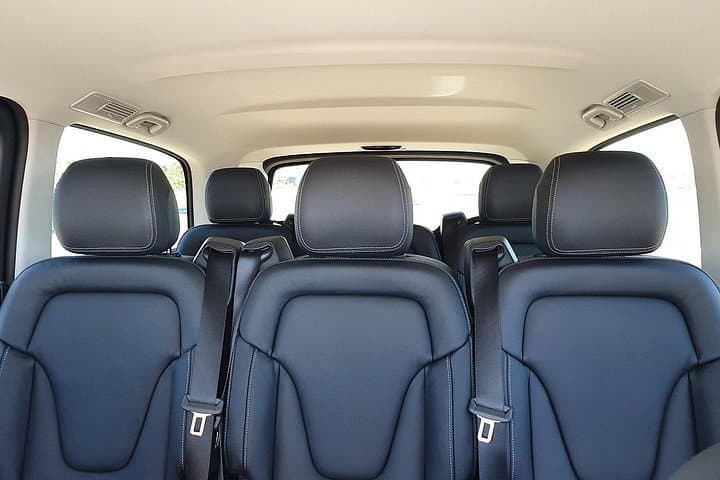 Paris Private Transfer to Disneyland Paris One Way or Round Trip — photo 7