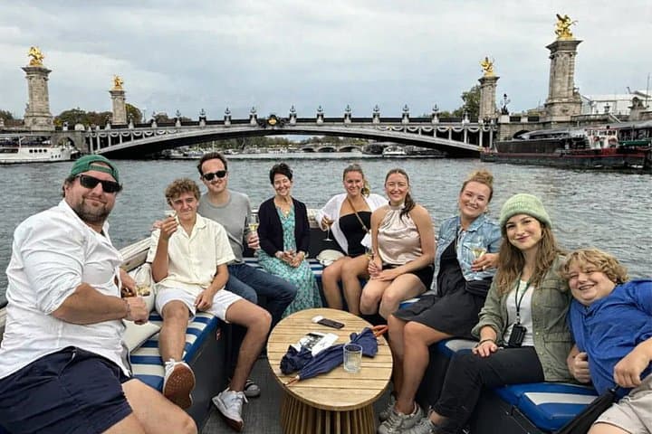 Eiffel Tower Dining Experience – Lunch, Dinner & Upgrades — photo 6