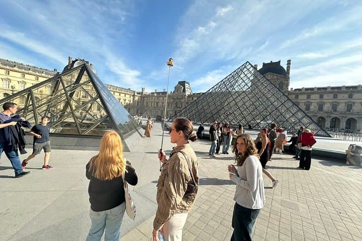 Paris in 4 Hours: Montmartre, Eiffel Tower & Notre-Dame — photo 10