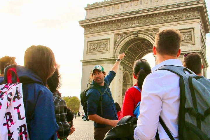 Paris 30+ Sights: Montmartre, Eiffel Tower & Arc Entry — photo 11