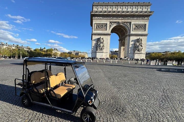 Private tour in Paris by electric GULFART — photo 3