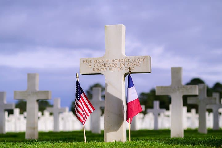 Private Trip to Normandy Omaha, Pointe Du Hoc, American Cemetery — photo 7