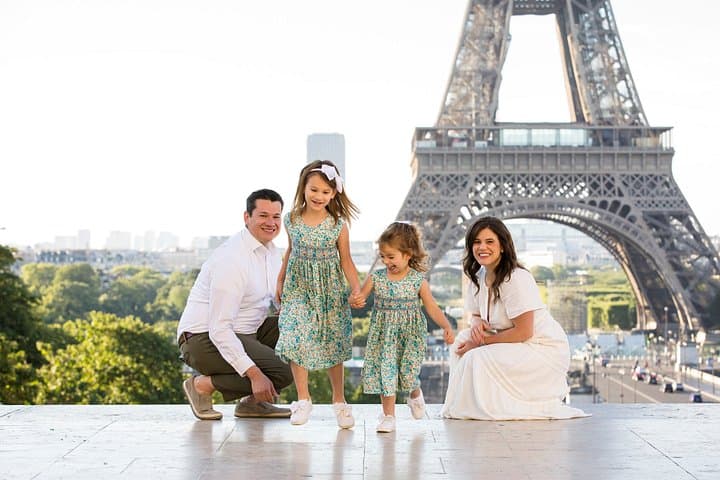 1-hour Photoshoot at the Eiffel Tower Trocadero Paris — photo 6