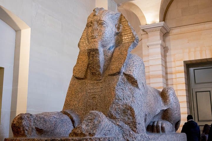 Louvre Museum Guided Tour and Orsay Museum Ticket — photo 10
