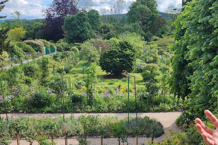 Claude Monet guided daytrip to Giverny, Vernon, Rouen from Paris — photo 11