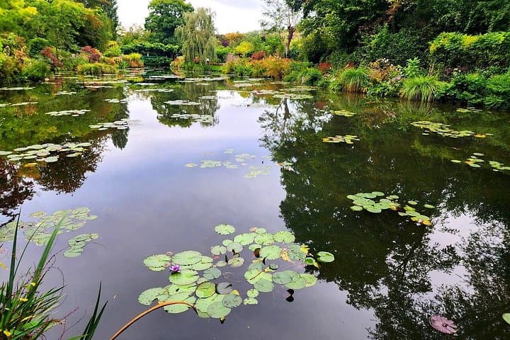 Claude Monet guided daytrip to Giverny, Vernon, Rouen from Paris — photo 16