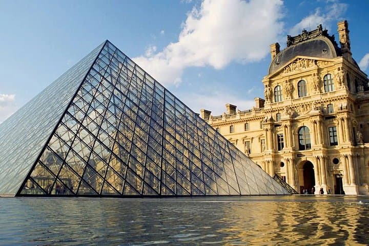 Paris day city tour by Car — photo 4