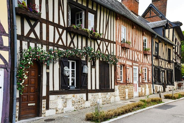 From Paris: a day tour to the cliffs of Étretat and Honfleur — photo 12