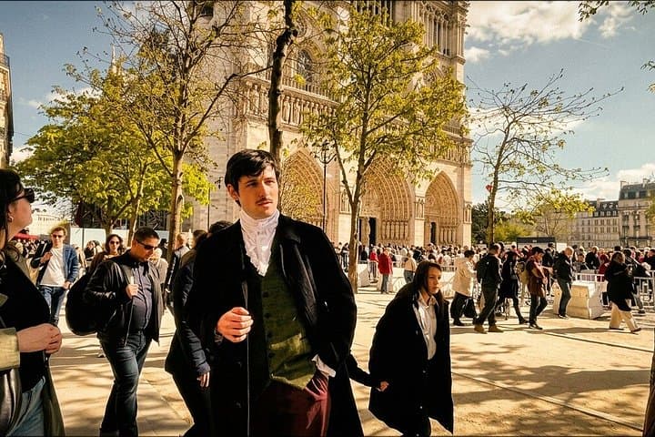 Unique Notre Dame and Medieval tour: Travel in time w/ Edgar Poe — photo 3