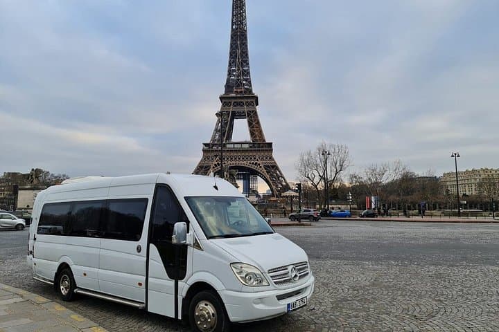 Private Transfer Airport CDG Orly to Paris by Minibus 19pax