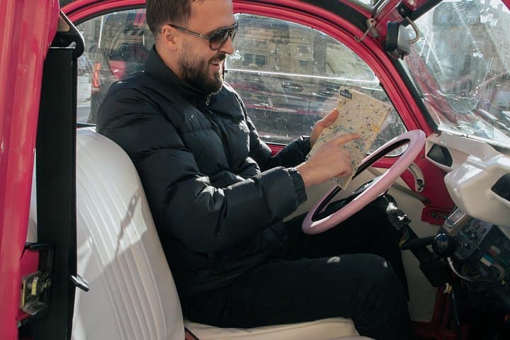 1h 2CV ride through Paris with photo stops — photo 2